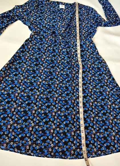 CABI The Ten Dress - Picture 9 of 12